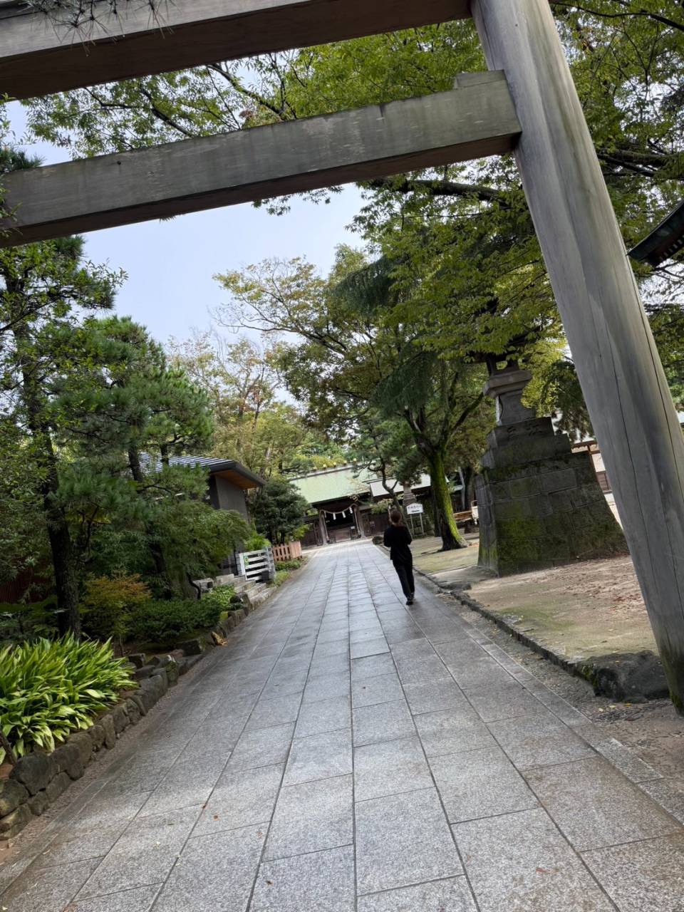 株式会社C's(シーズ)月の始まりは、会社近くの 船橋大神宮にご挨拶
